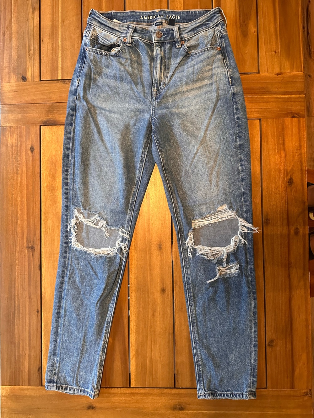American Eagle Outfitters Women’s Straight Leg Distressed Blue Jeans